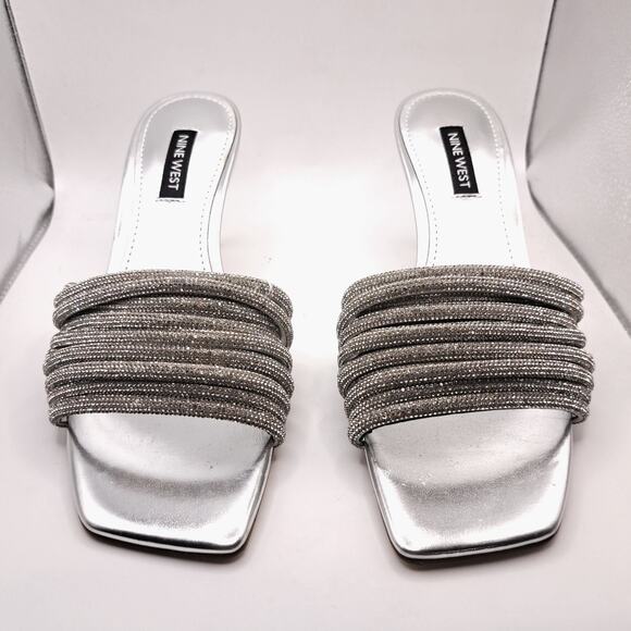 Nine West Harbor Women Sandals 6.5 M Silver Leather Slip-On Kitten Heel Sparkle - Picture 1 of 8